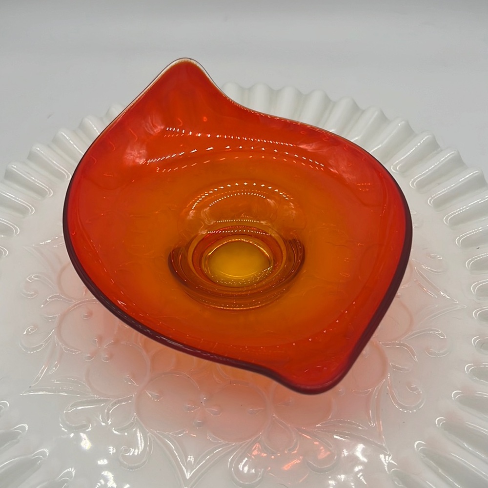 Viking persimmon bon bon dish